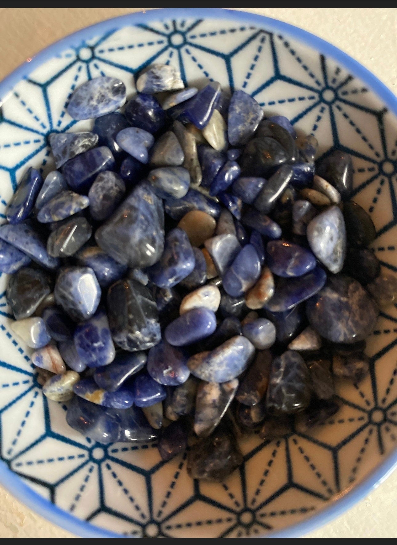 Sodalite chipstones