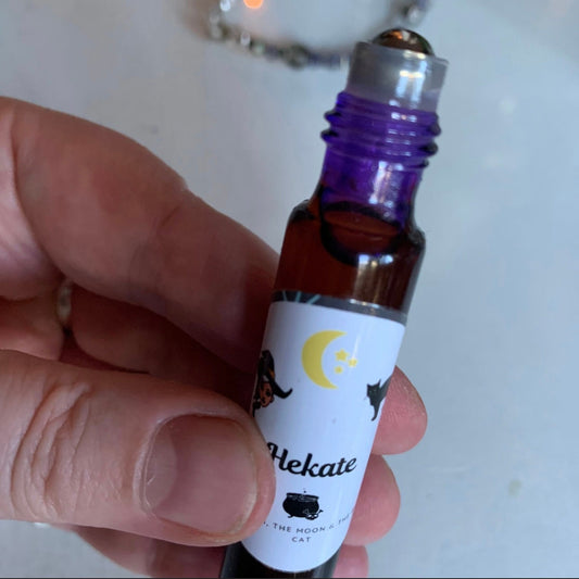 Hecate Ritual Oil